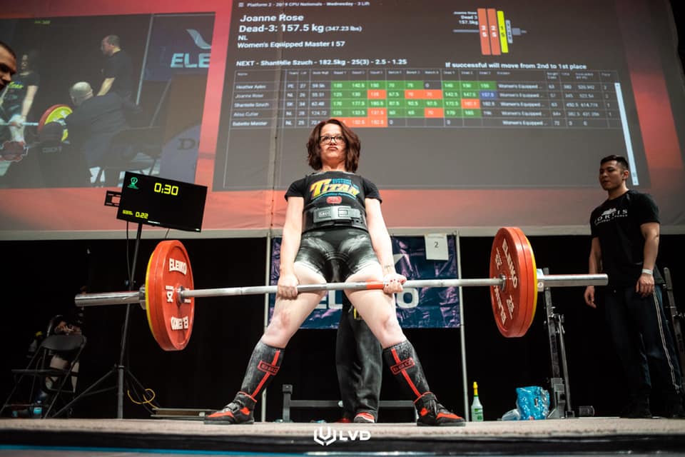 3 Tips For A Stronger Sumo Deadlift - Women Who Lift Weights